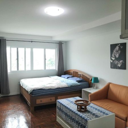צ'יאנג מאי 7 Pool Condo Opposite The Train Station Near Old City And Nimman מראה חיצוני תמונה