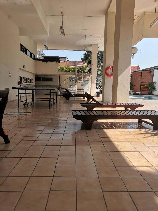 צ'יאנג מאי 7 Pool Condo Opposite The Train Station Near Old City And Nimman מראה חיצוני תמונה